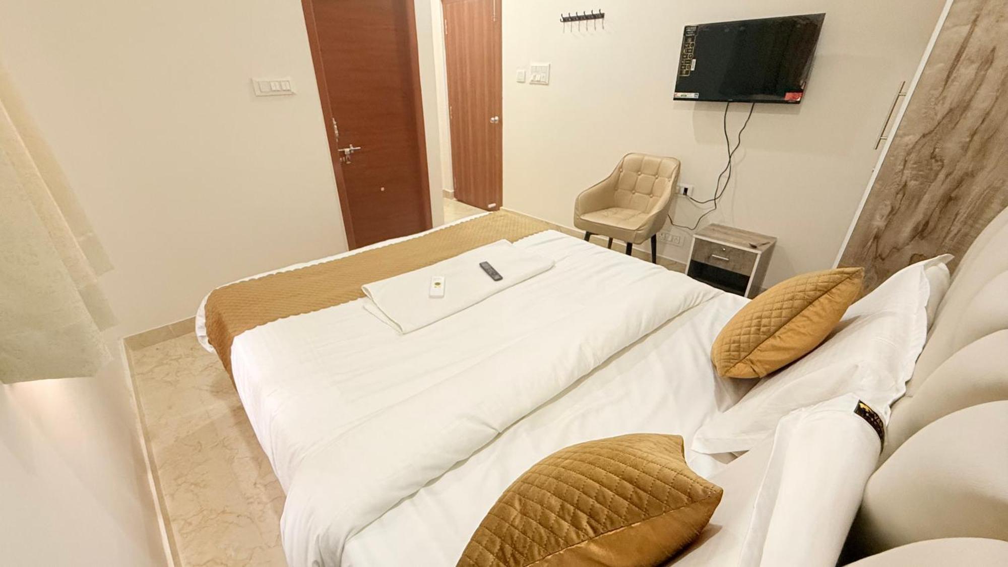 Vaaraahi Hotels Hyderabad Luaran gambar
