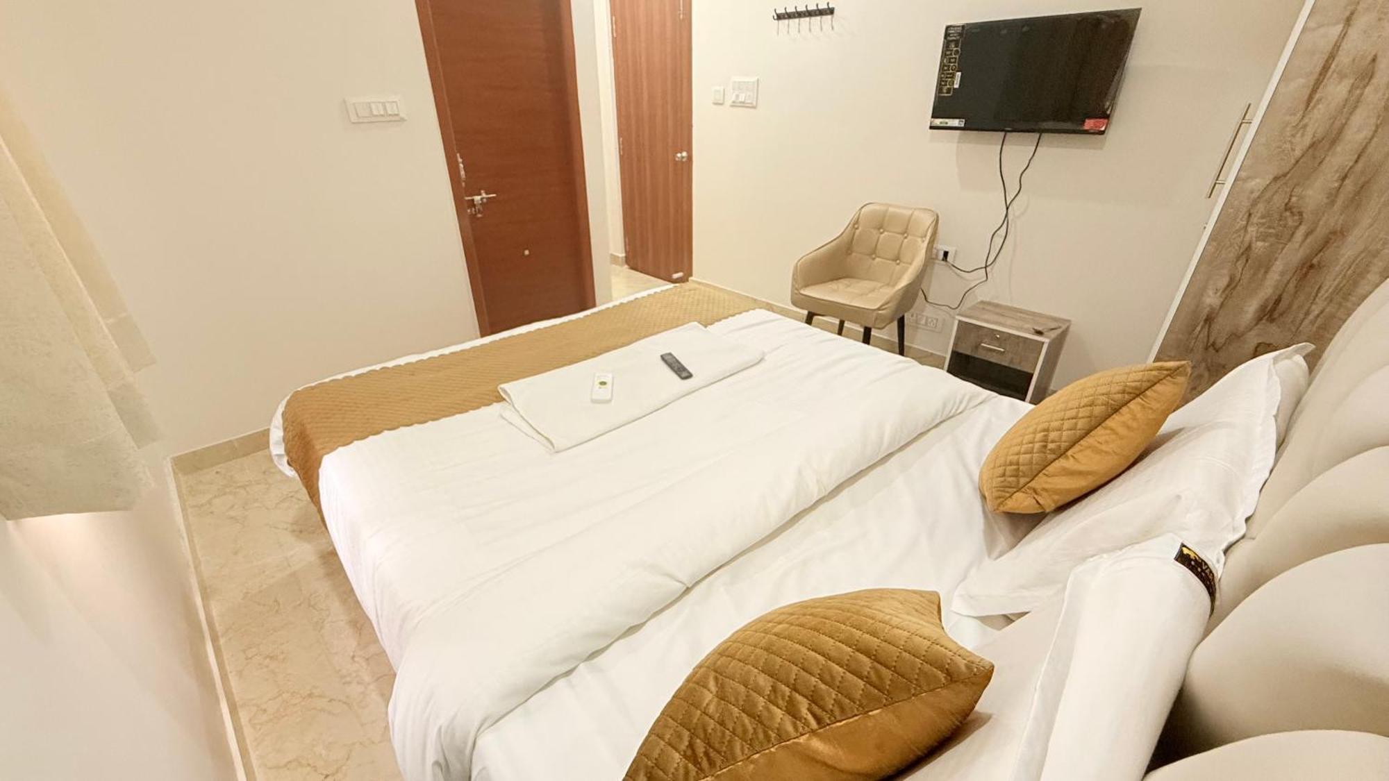 Vaaraahi Hotels Hyderabad Luaran gambar