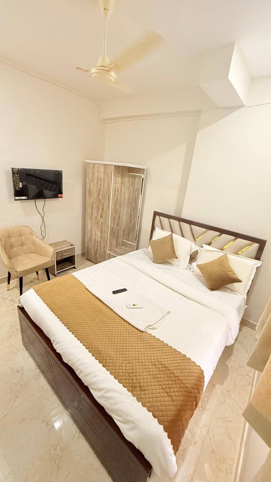 Vaaraahi Hotels Hyderabad Luaran gambar